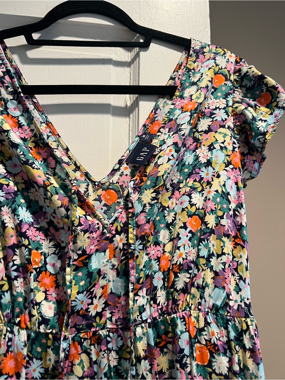GAP Multicolor Floral V-Neck Ruffle Dress